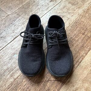 Womens Knit Vessi Waterproof Tennis Shoes Size 8